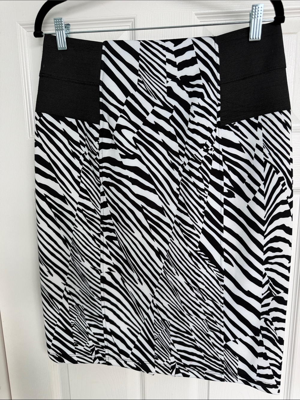 Calvin Klein Zebra-Print Pencil Skirt - Black and White